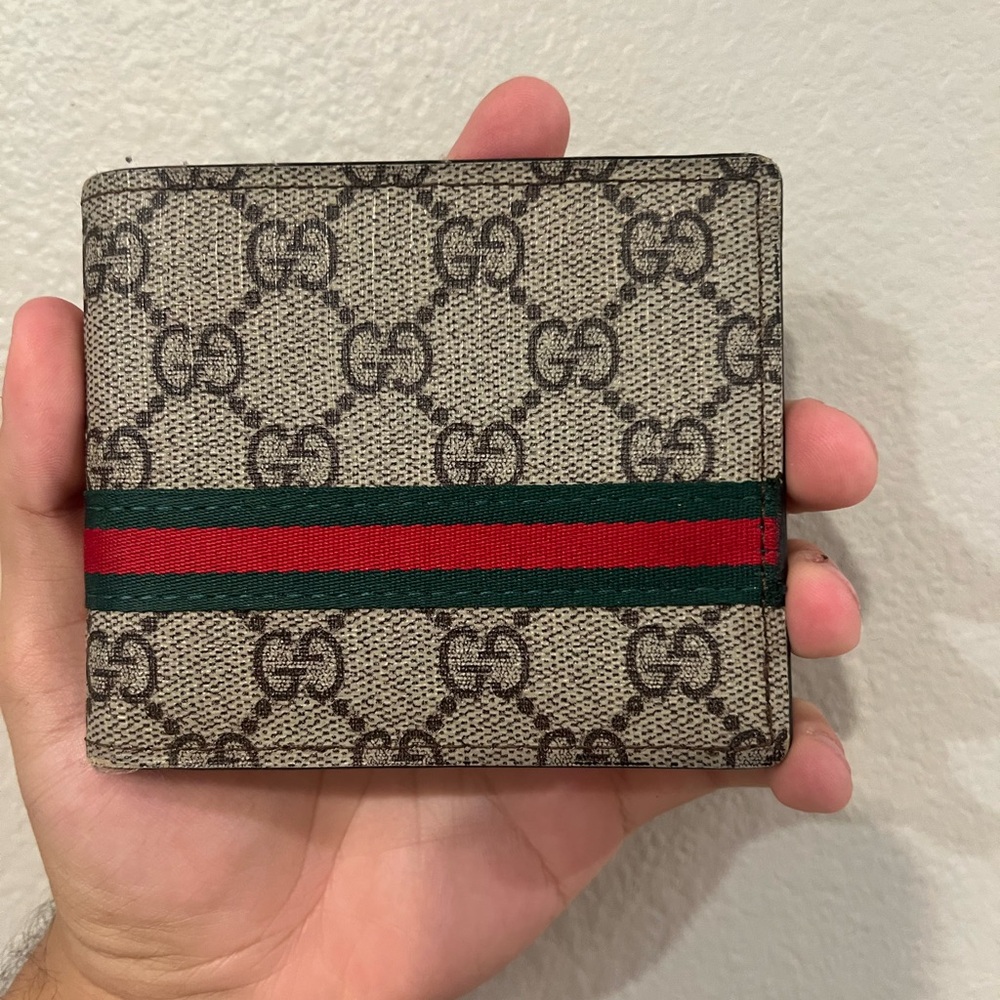 Gucci wallet